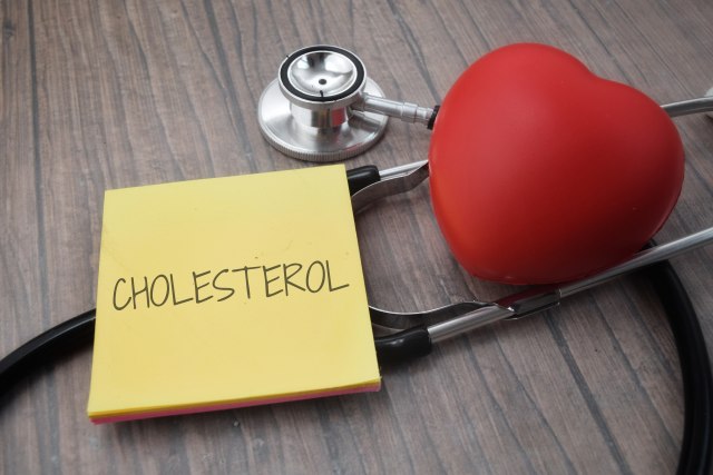 Ovi simptomi ukazuju na povišen holesterol: Ne ignorišite ih